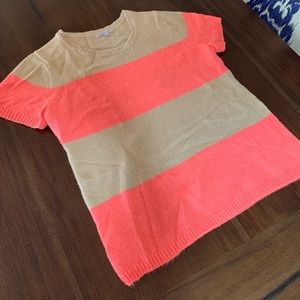 Gap short- sleeve super cute sweater!